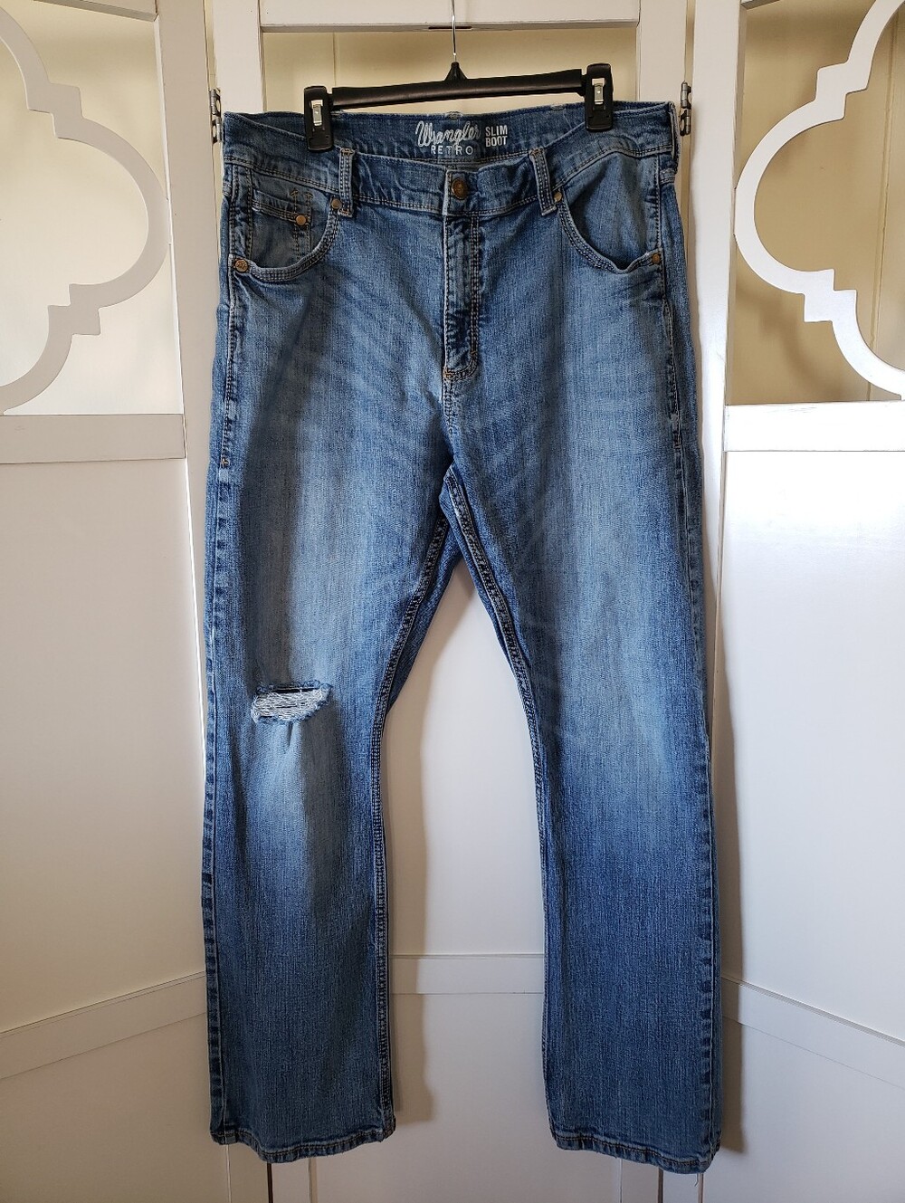 Men's Wrangler Retro Slim Bootcut Jeans Distressed Worn In Rugged Faded 38x32